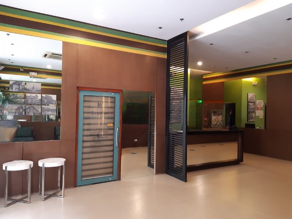 CROWN TOWER UNIVERSITY BELT Condominium Unit FOR SALE!